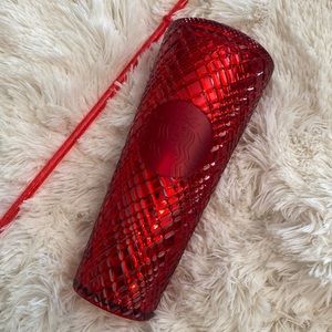 Red Starbucks cup